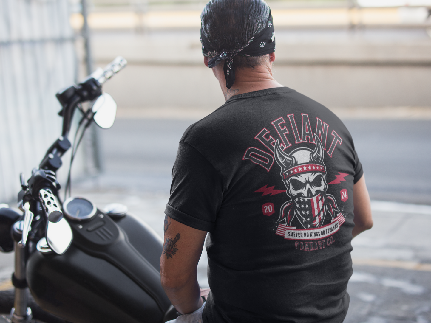 Defiant T-Shirt โ Suffer No Kings or Tyrants