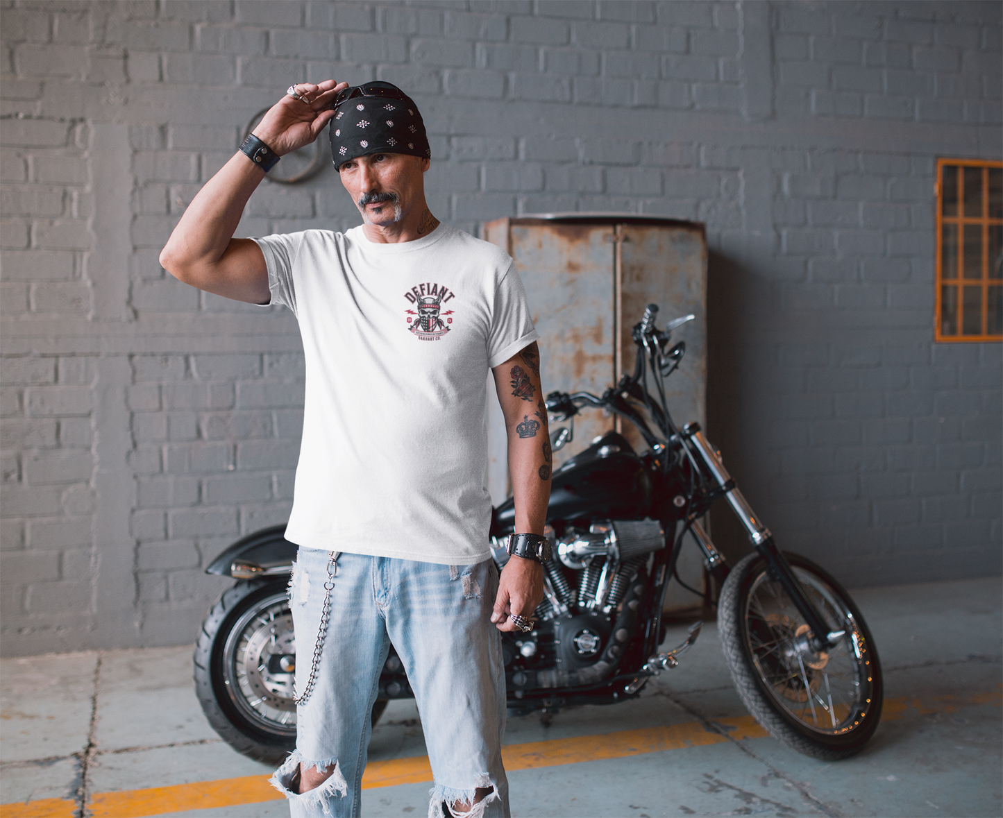Defiant T-Shirt โ Suffer No Kings or Tyrants